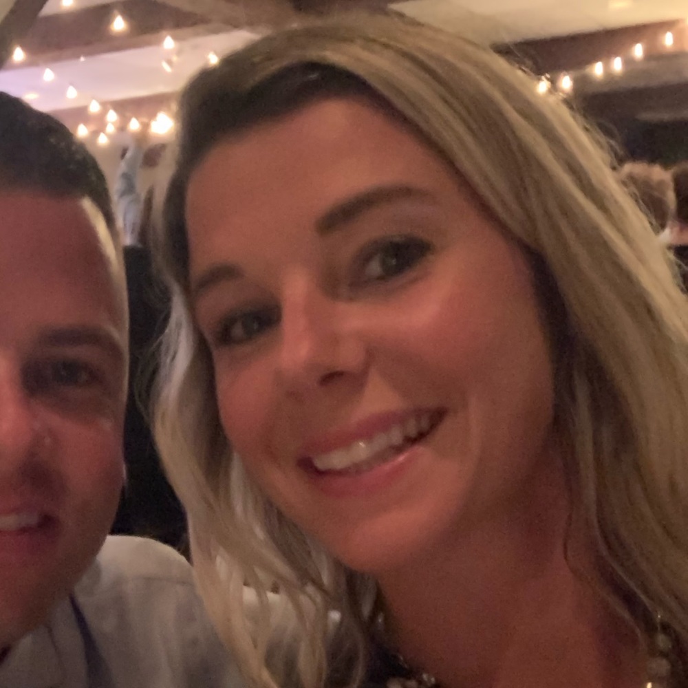 Meet your Posher, Dana